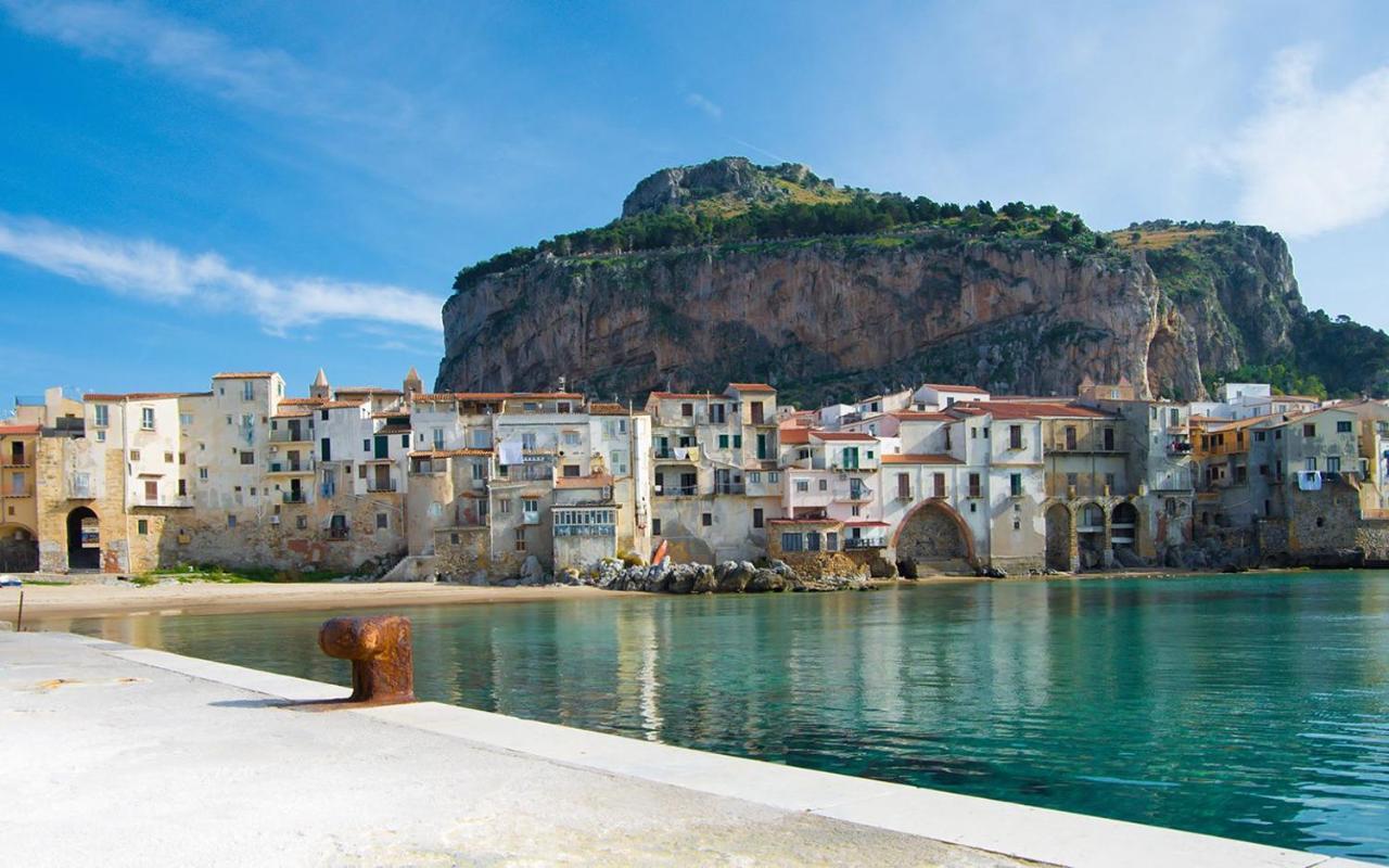 Case Vacanze Le Rose Campofelice Di Roccella Exterior photo